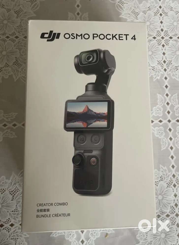 DJI Osmo Pocket 4 4K Gimbal Camera Creator Combo  inused