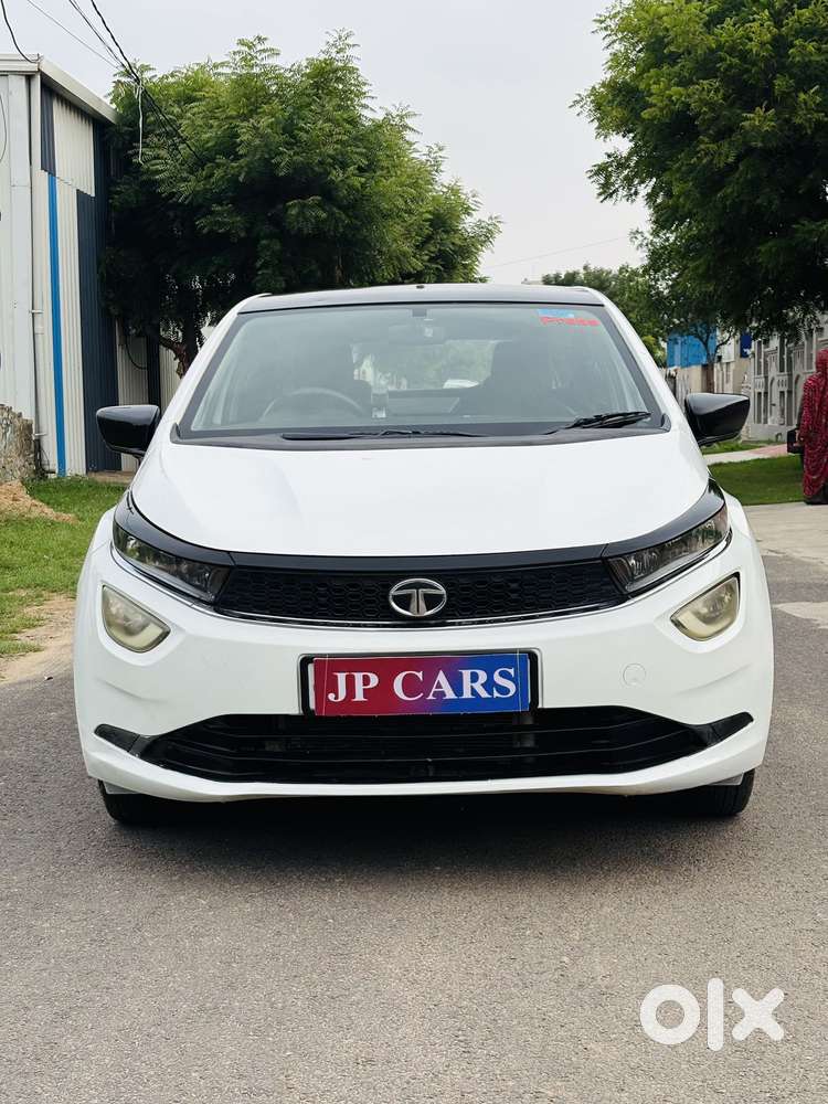 Tata Altroz 1.2 Xe, 2020, Cng & Hybrids
