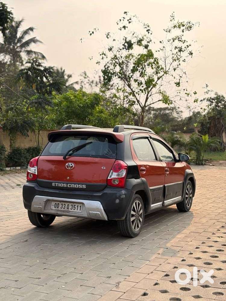 Toyota Etios Cross 1.2l G, 2017, Petrol