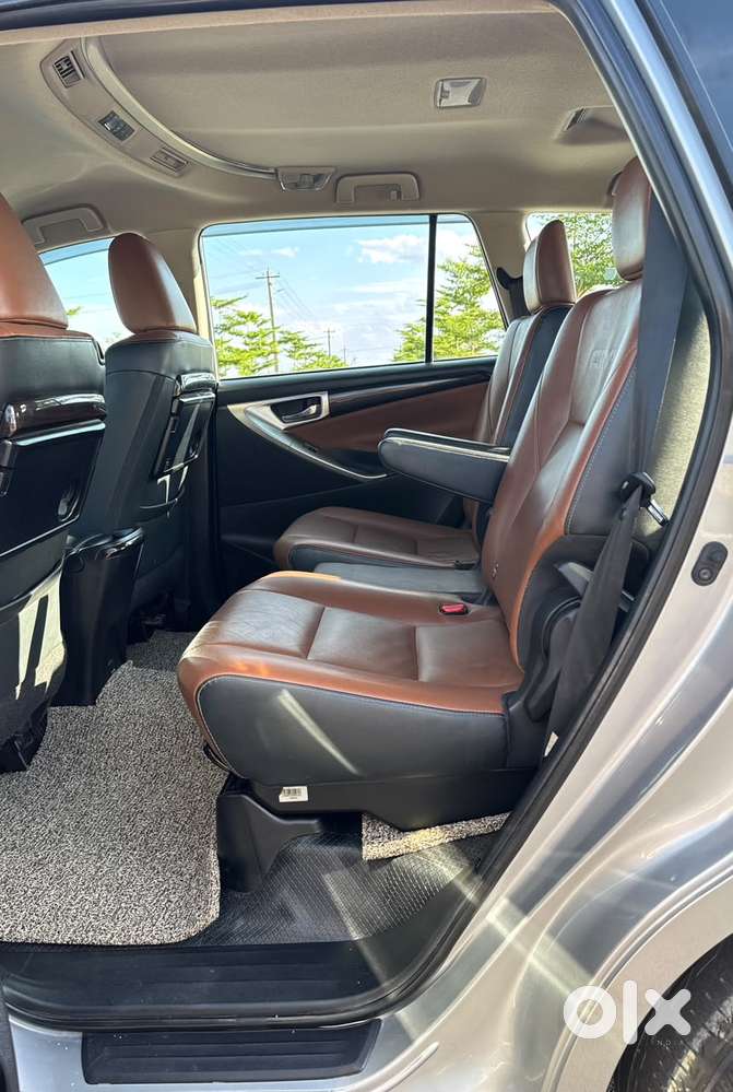 Toyota Innova Crysta [ ] 2.4 Zx At 7 Str, 2022, Diesel