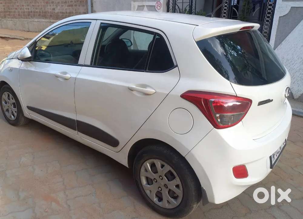 Hyundai Grand I10 2013 Diesel Well Maintained