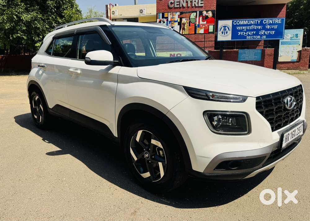 Hyundai Venue Sx (o) Mt 1.5 Diesel, 2020, Diesel