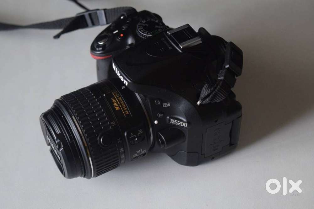 Nikon D5200 & Kit Lens 18-55