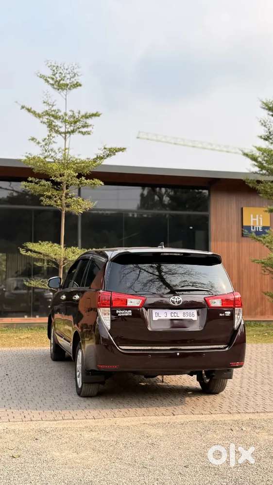 Toyota Innova Crysta 2017