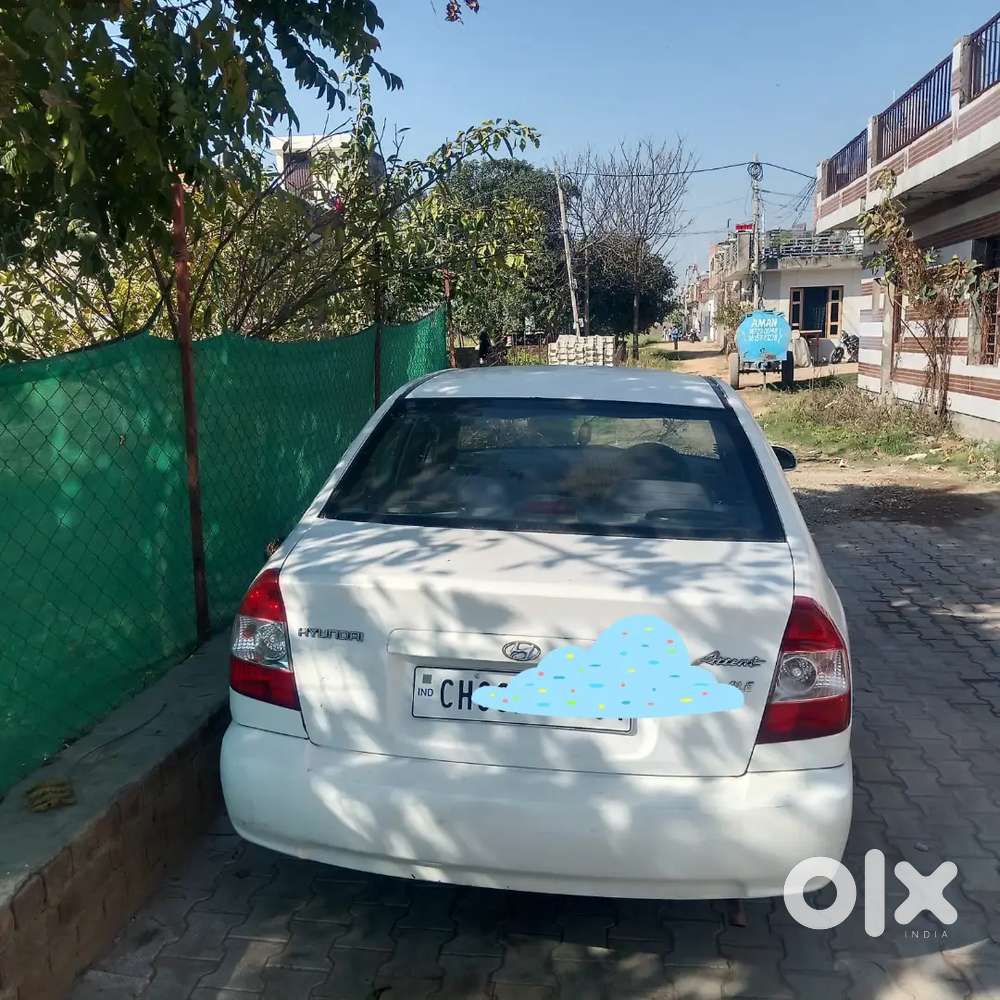 Hyundai Accent Hatchback 2004 Petrol 90500 Km Driven