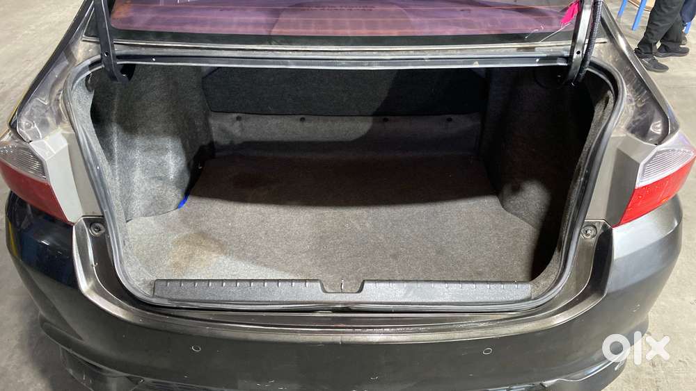 Honda City I-vtec Cvt Zx, 2019, Petrol