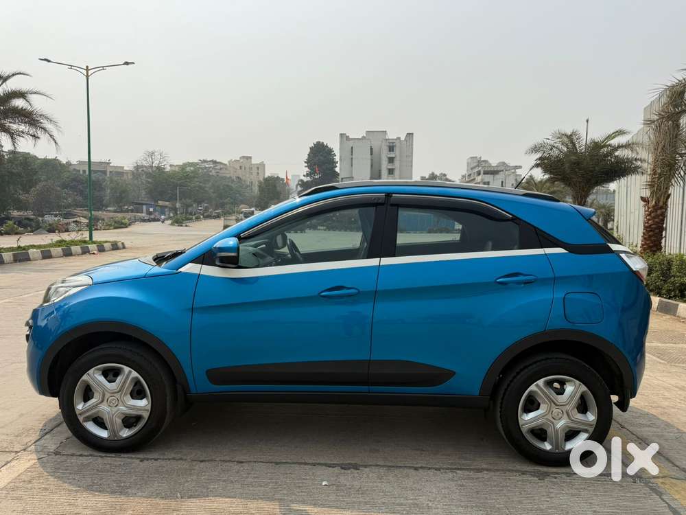 Tata Nexon 1.2 Revotron Xt, 2019, Petrol