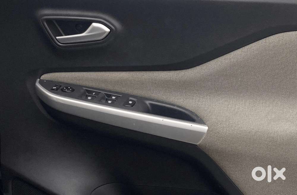 Nissan Magnite 1.0 Xv, 2022, Petrol