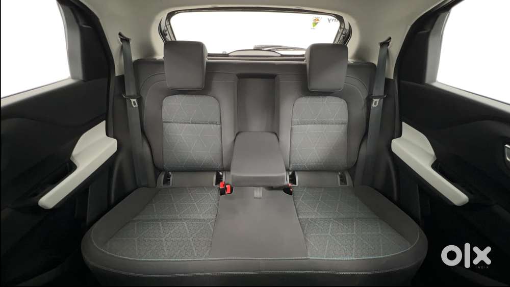 Tata Punch Creative Amt, 2022, Petrol