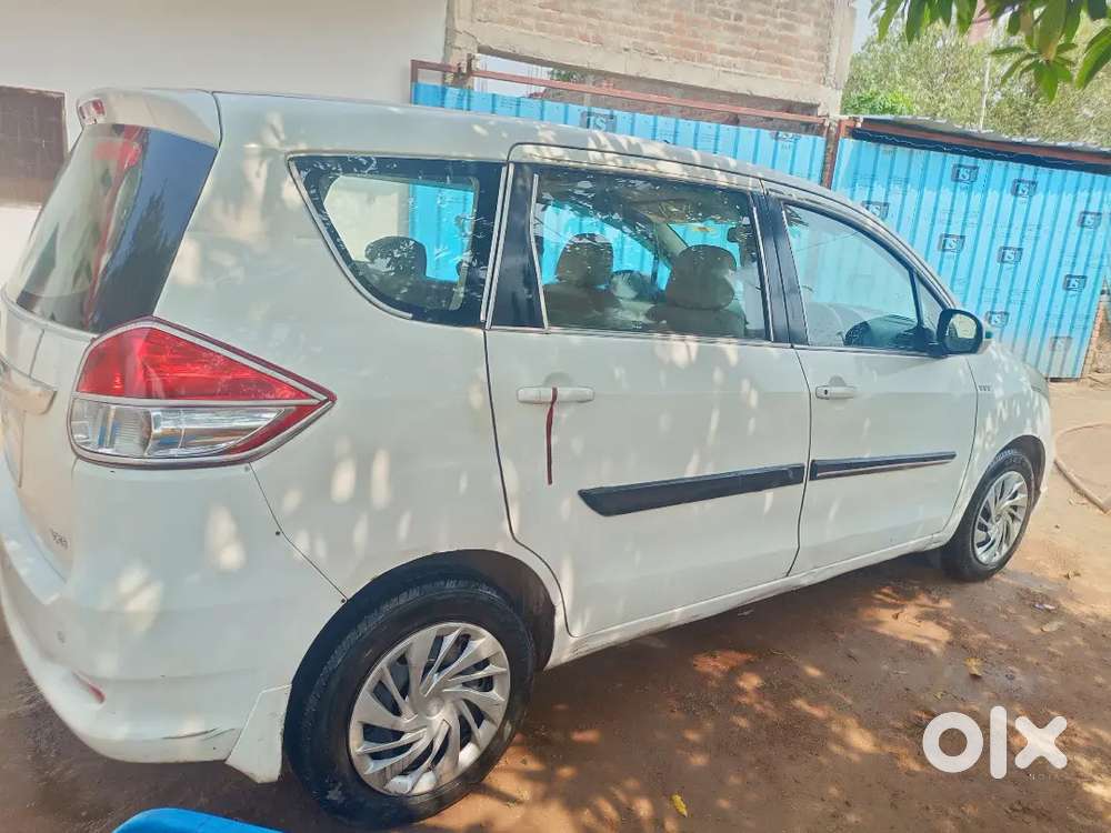 Maruti Suzuki Ertiga 2018 Cng & Hybrids 200000 Km Driven