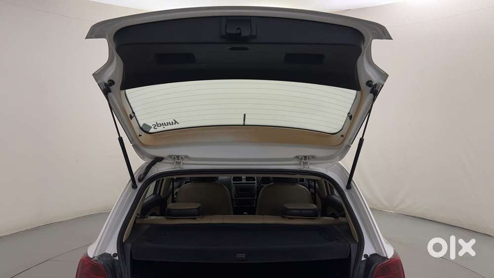 Volkswagen Polo 2009-2013 Petrol Highline 1.2l, 2015, Petrol