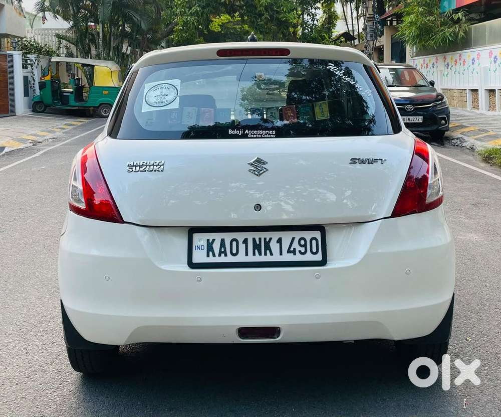 Maruti Suzuki Swift Lxi, 2012, Petrol