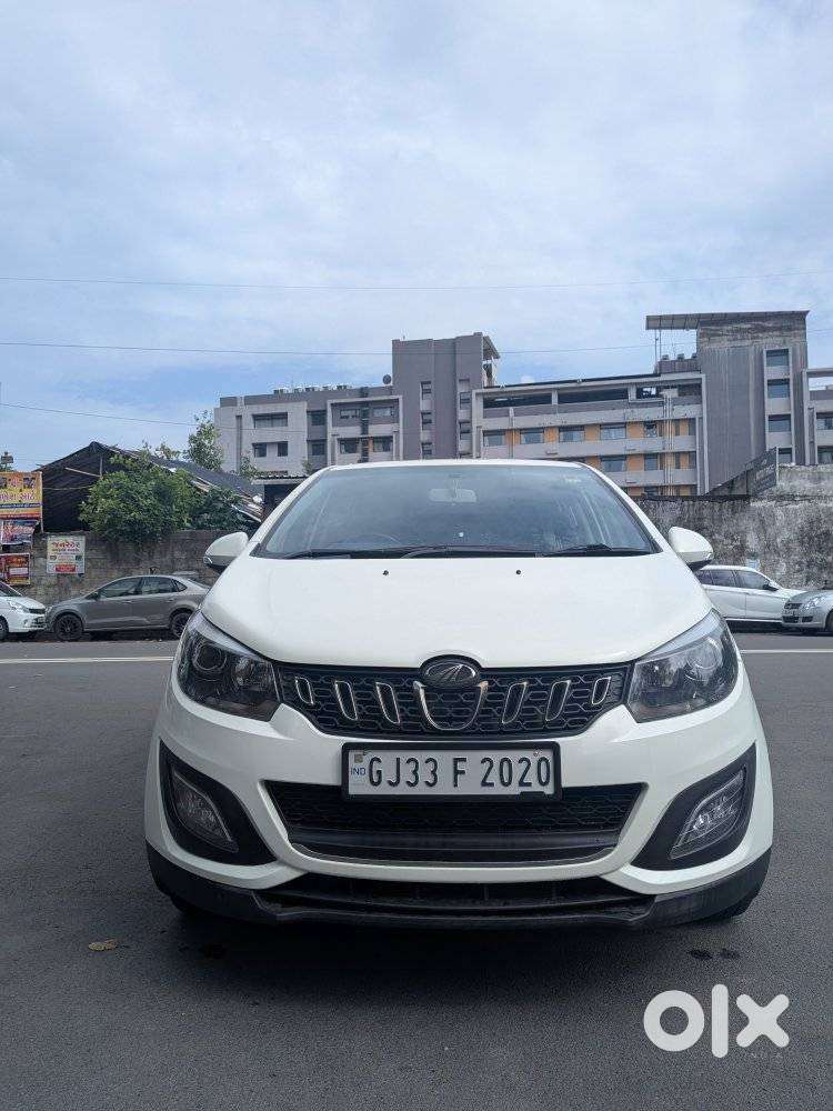 Mahindra Marazzo M6, 2020, Diesel