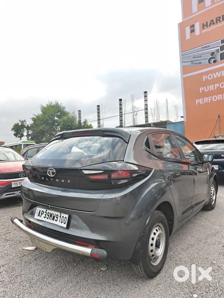 Tata Altroz 1.2 Xe 2022 Manual  Excellent Condition