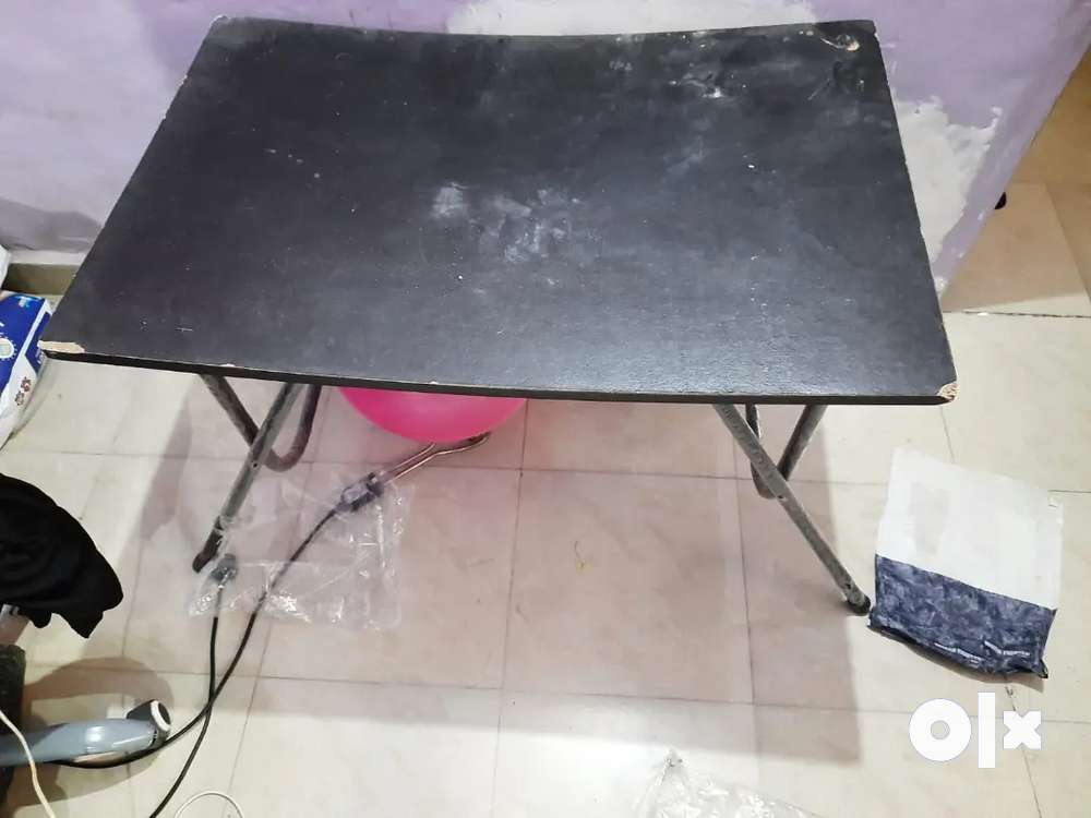 Olx small store table