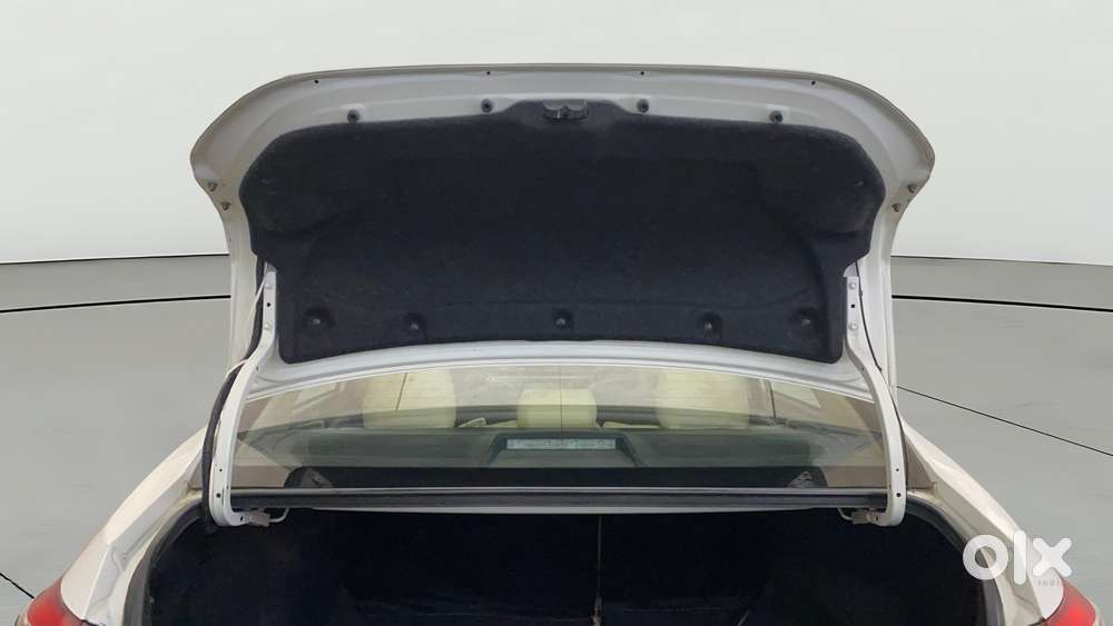 Toyota Corolla Altis [2014-2017] 1.8 G Cvt, 2016, Petrol