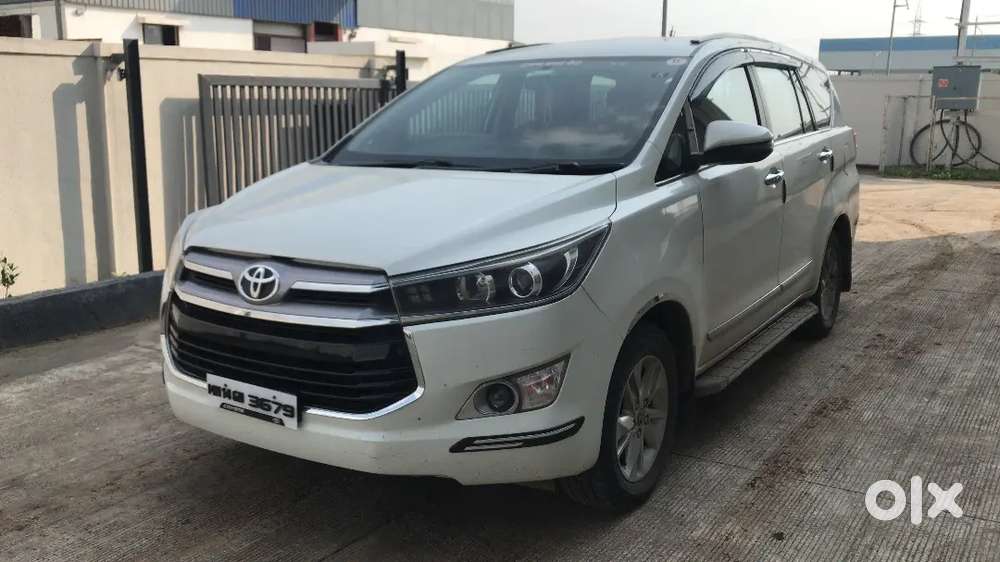 Toyota Innova Crysta 2.4 2017