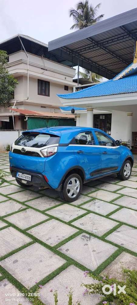Tata Nexon 1.2 Revotron Xm (s), 2016, Diesel