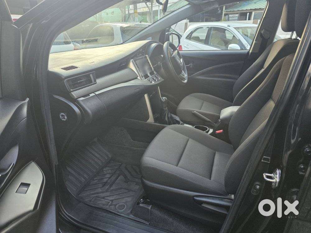 Toyota Innova Crysta 2.4 Gx Limited Edition 7 Str, 2023, Diesel