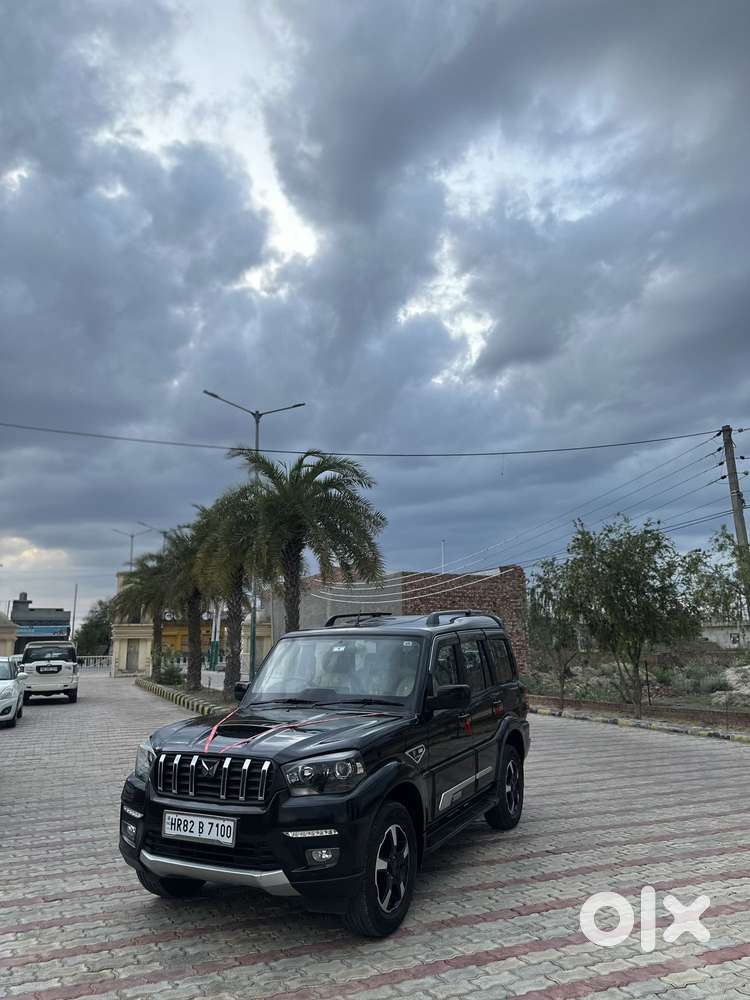 Mahindra Scorpio Classic 2.2 S 11 Mt 7 Str, 2022, Diesel