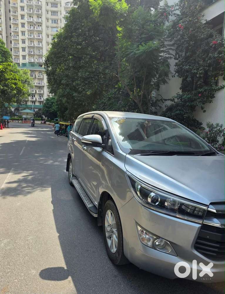 Toyota Innova Crysta 2.4 V 8 Str, 2017, Diesel