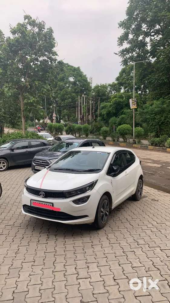 Tata Altroz 2023 Petrol 56408 Km