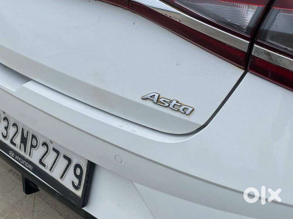 Hyundai I20 Petrol Asta, 2023, Petrol