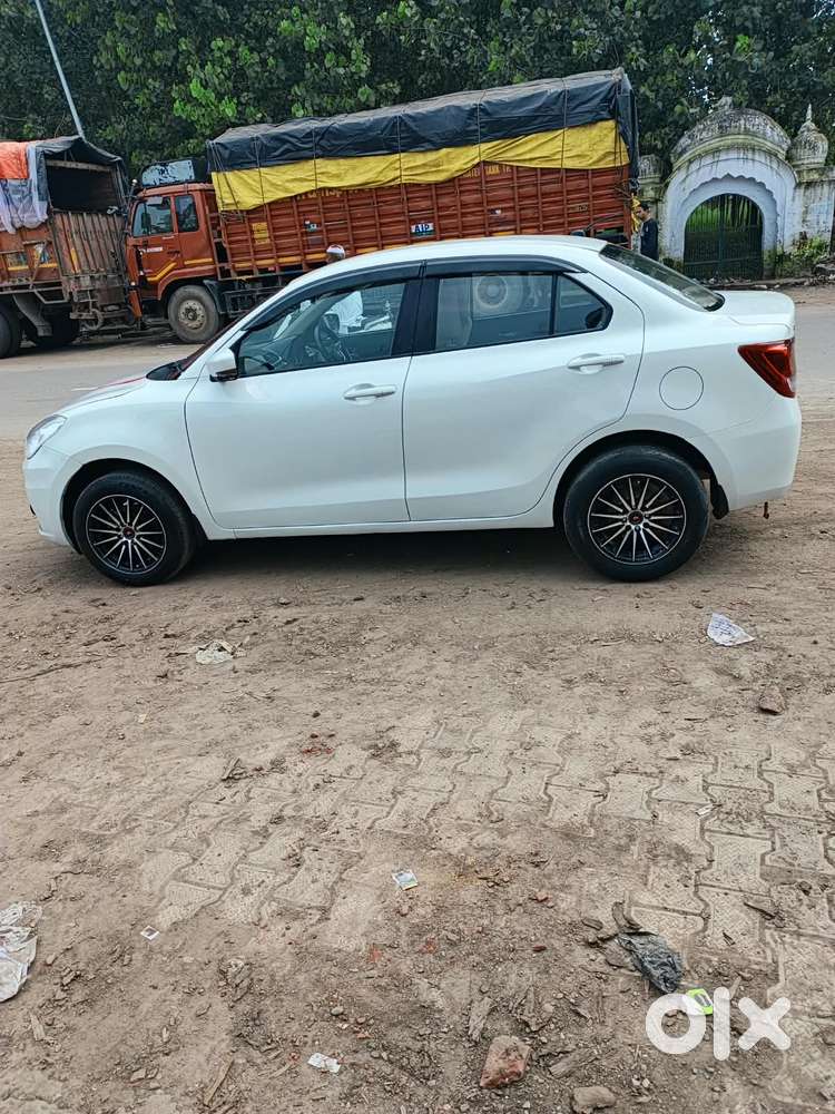 Maruti Suzuki Dzire 1.2 Vxi, 2021, Petrol