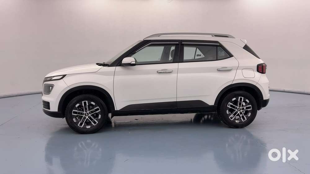 Hyundai Venue 1.0 Sx (o) Turbo Dct, 2022, Petrol
