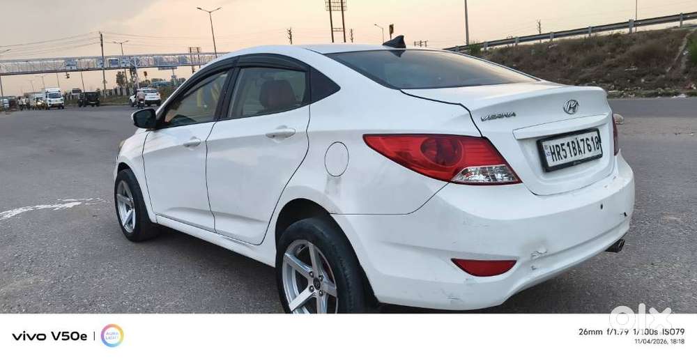 Hyundai Verna 1.6 Sx Vtvt, 2014, Petrol