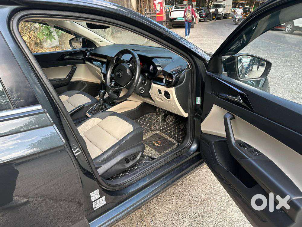 Skoda Slavia Style 1.0l Tsi At, 2025, Petrol