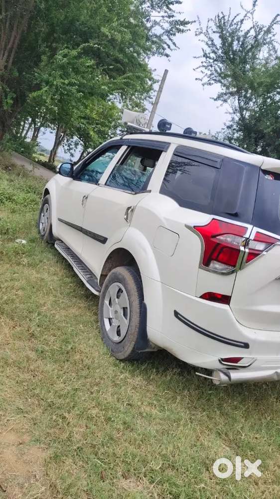 Mahindra Xuv500 2019 Diesel 75000 Km Driven