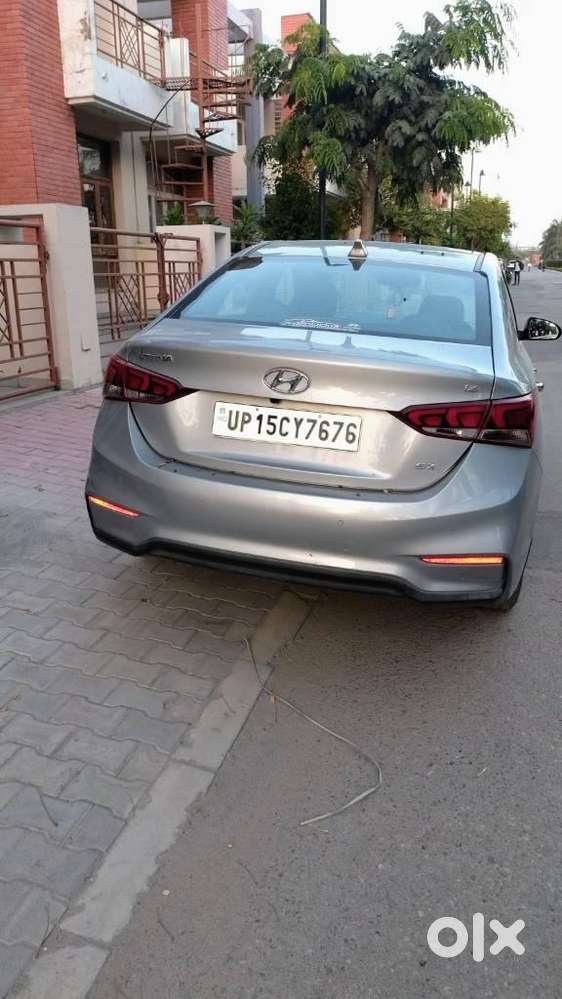 Hyundai Verna 1.5 S Vtvt, 2019, Petrol