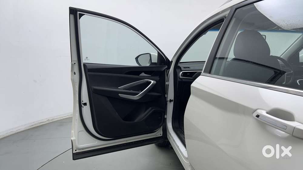 Mg Hector Sharp At, 2022, Petrol