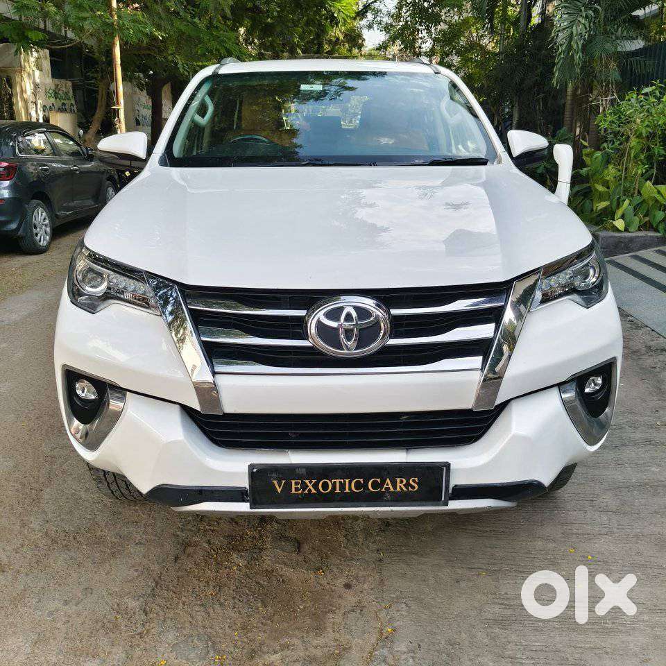 Toyota Fortuner 4x2 At 2.8 Diesel, 2020, Diesel