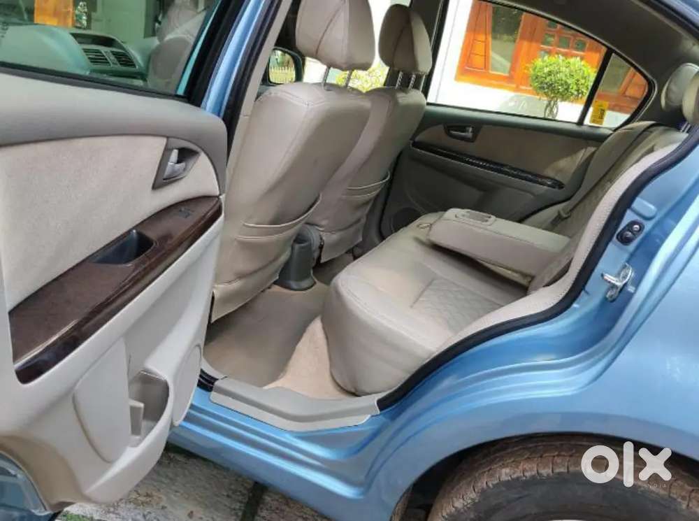 90 Percent Perfect Showroom Condition Sx4 Zxi,with Ceramic Coated Sx4