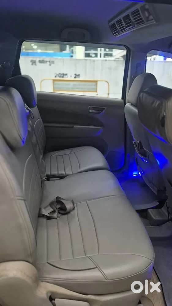 Maruti Suzuki Ertiga Zxi Petrol 2014  2nd Owner  82,000 Km