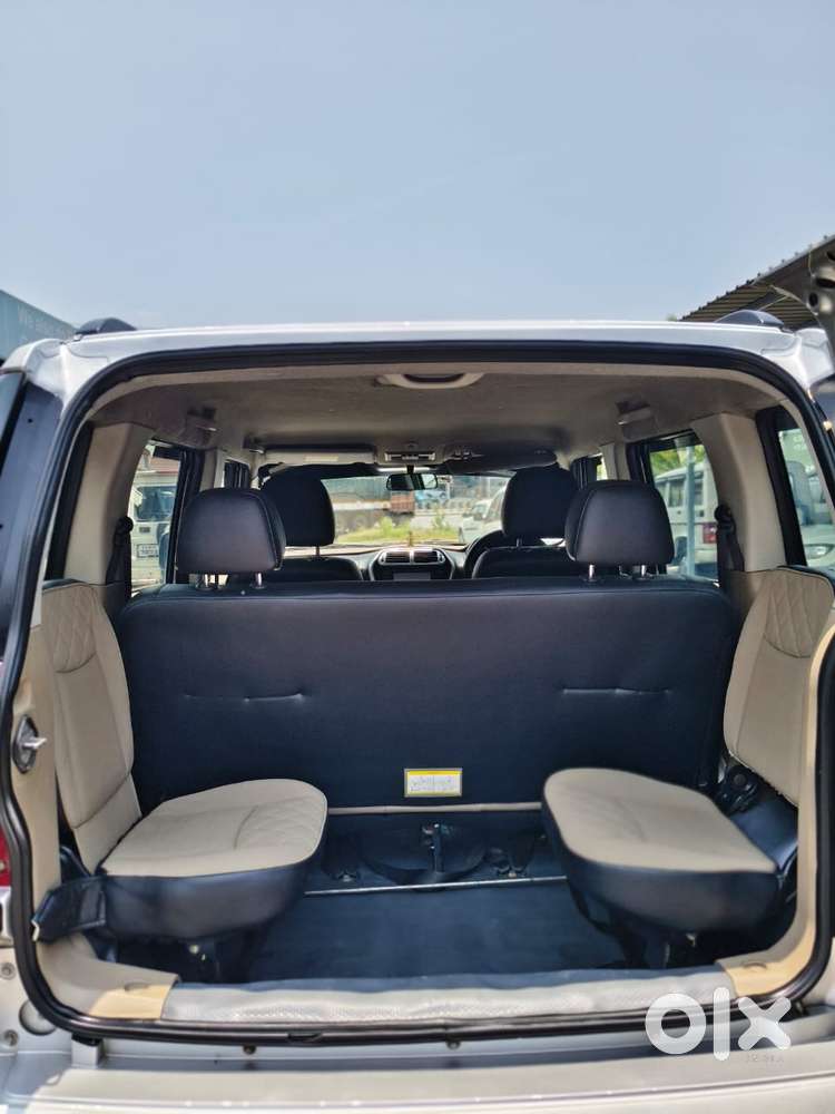 Mahindra Tuv 300 T10, 2018, Diesel