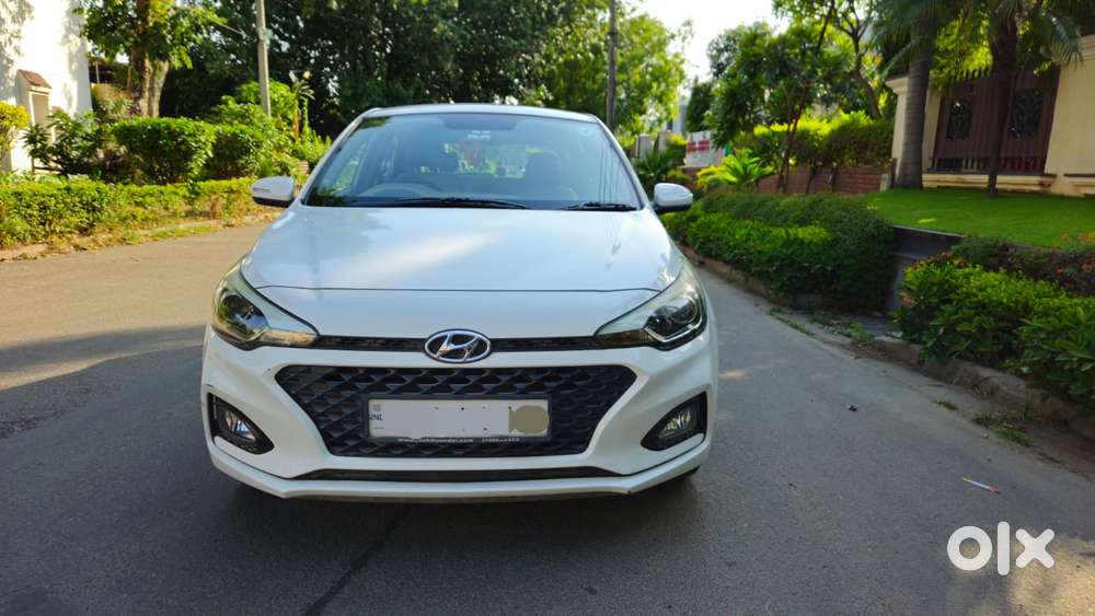 Hyundai I20 Asta (o) 1.2 Ivt, 2018, Petrol