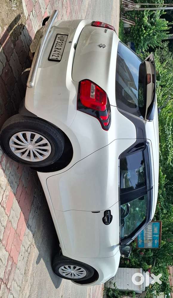 Maruti Suzuki Swift Amt Vxi, 2020, Petrol