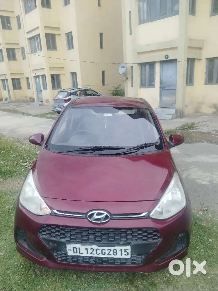 Hyundai Grand I10 2015 Diesel 92000 Km Driven