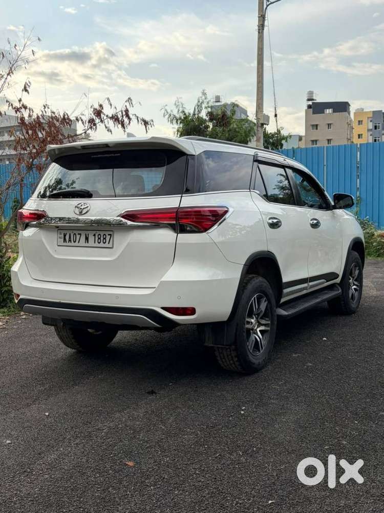 Toyota Fortuner 4X2 MT 2.8 Diesel, 2020, Diesel