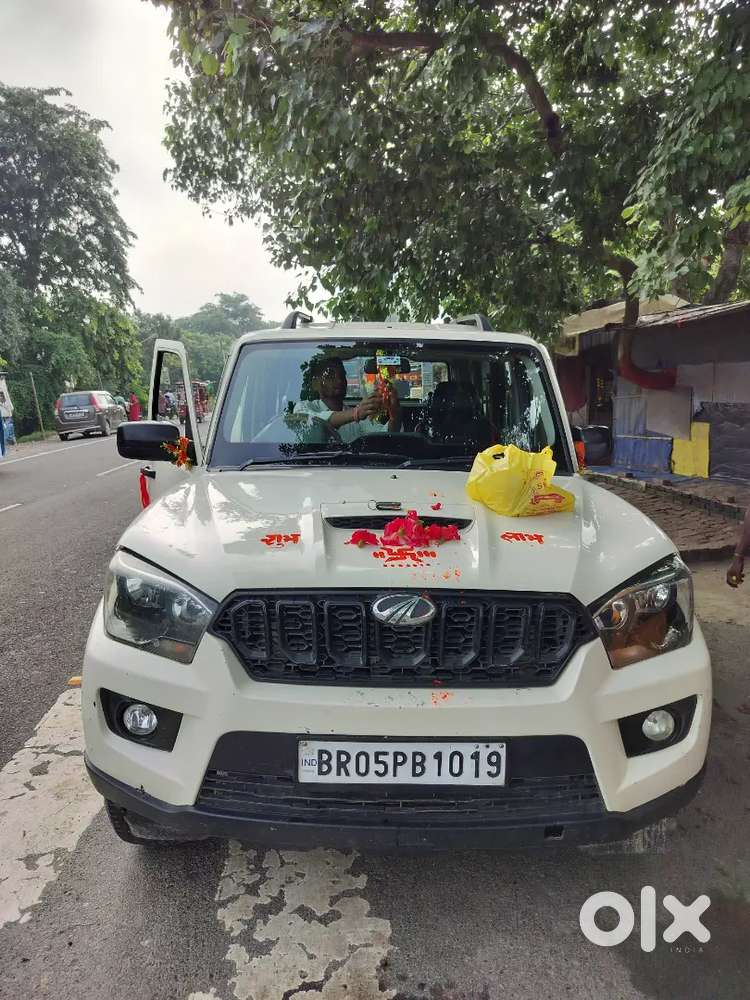 Mahindra Scorpio Classic 2019 Diesel Manual