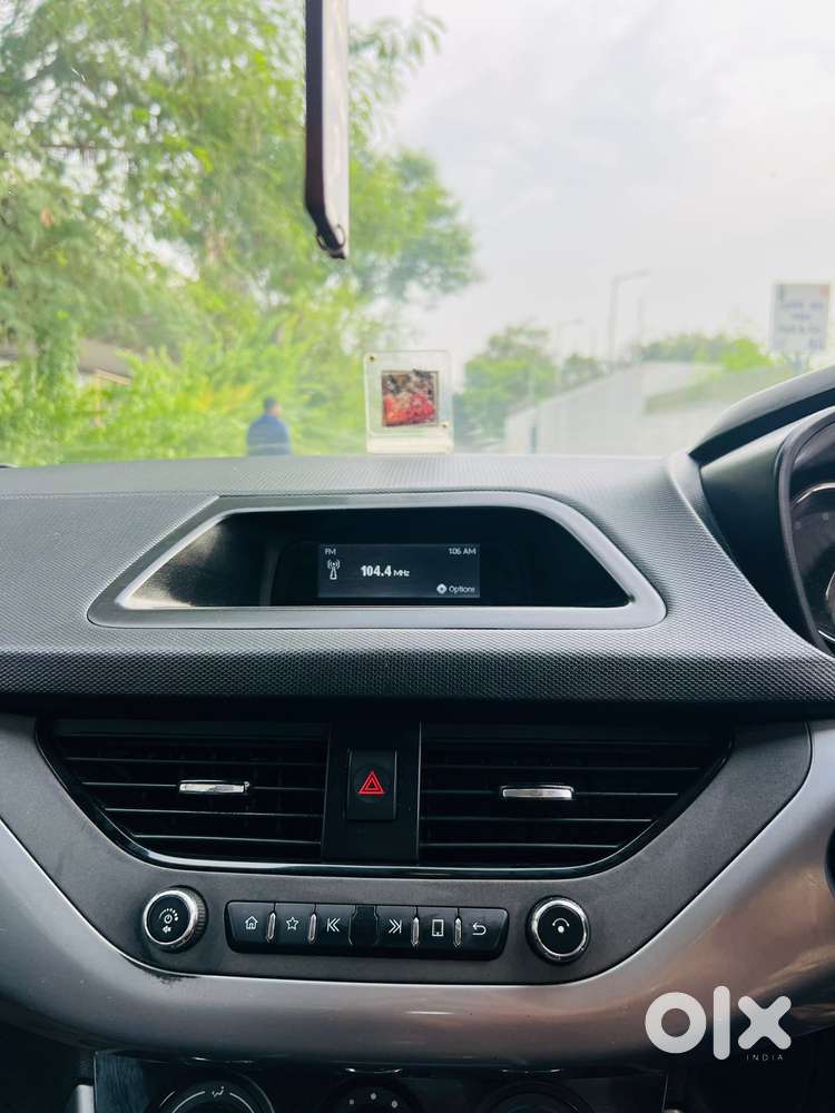 Tata Nexon 1.2 Revotron Xm (s), 2020, Petrol