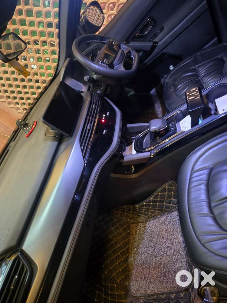 Tata Safari, 2025, Diesel