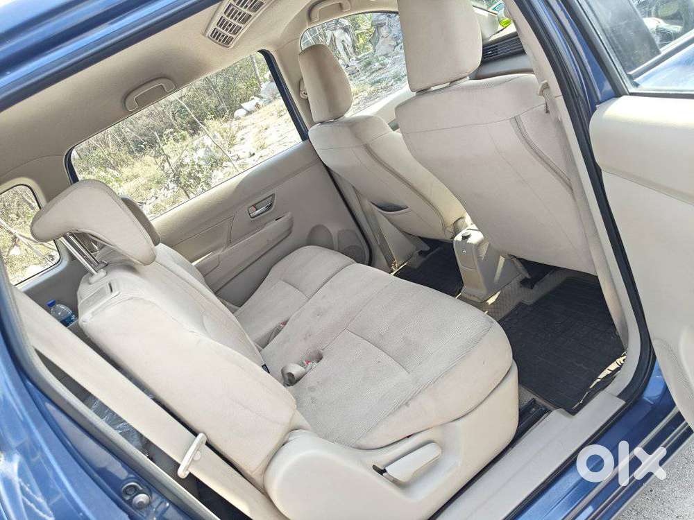 Maruti Suzuki Ertiga 2022-2023 Vxi Cng, 2022, Cng & Hybrids