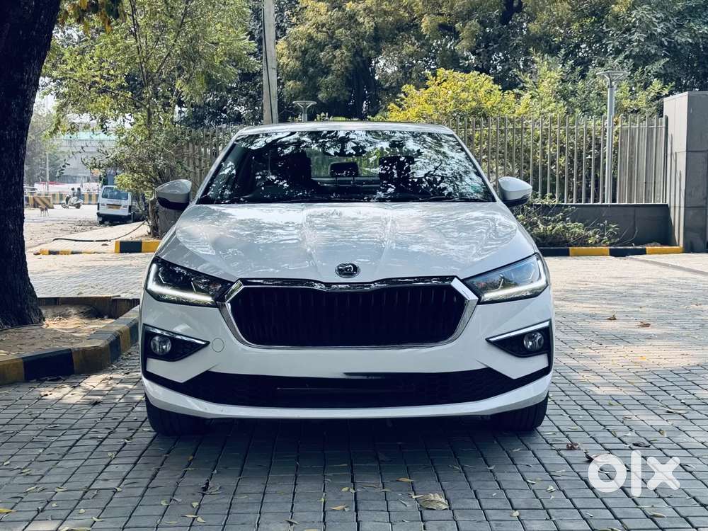 Skoda Slavia, 2024, Petrol