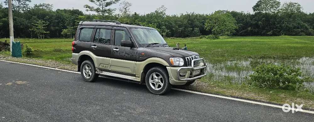 Mahindra Scorpio Classic 2011