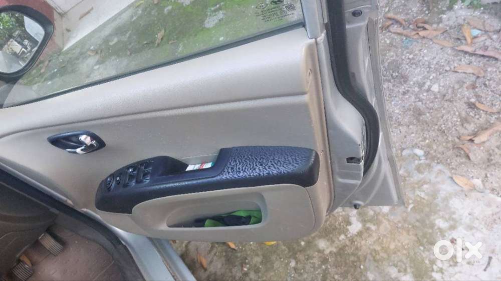 Hyundai I10 Sportz 2012