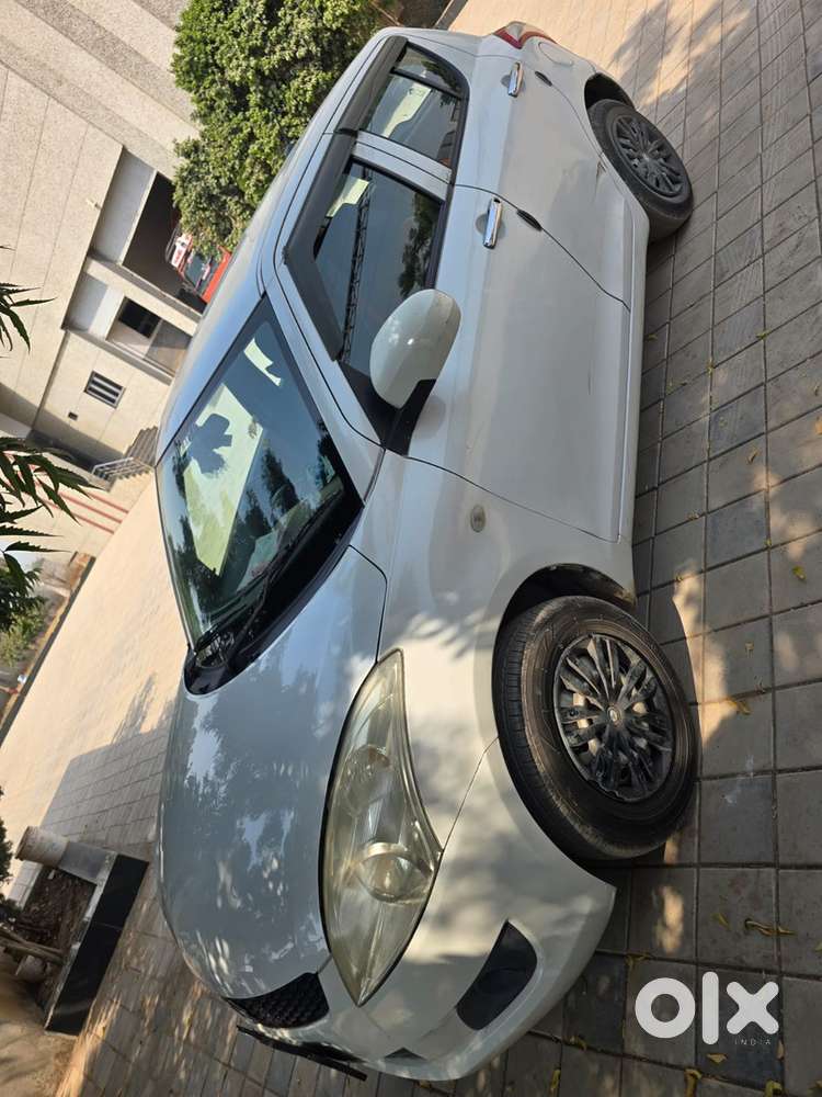 Swift 2013 Maruti Suzuki Manual Petrol